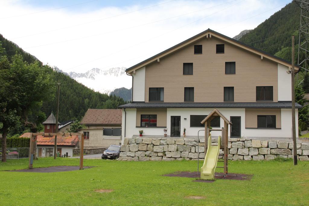 Haus Steiner Apartment Goschenen Bagian luar foto